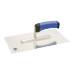Nazubljeni gleter MAX RSF s soft grip drškom 10x10 dimenzija 130x270 mm
