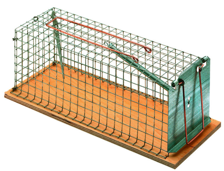 Mišolovka kavez dimenzija 150x60x60 mm od drva i metala